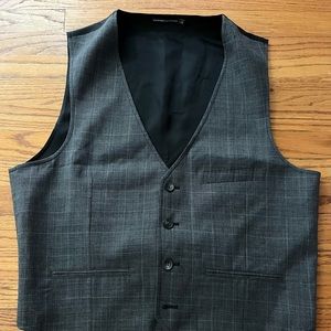 Mens gray vest - size LG, Club Monaco